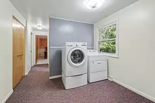 911 Seminole Ave, Ludington, MI 49431 - Photo 32