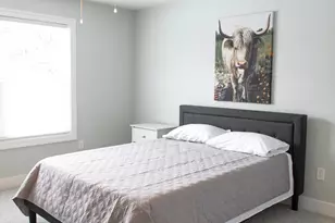 210 Market Pl, Benton Harbor, MI 49022 - Photo 20