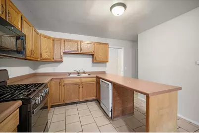 216 Maplelawn Street SE, Kentwood, MI 49548 - Photo 12