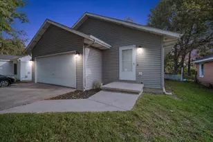 216 Maplelawn St SE, Kentwood, MI 49548 - Photo 1