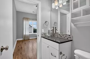 2039 Celadon Dr NE, Grand Rapids, MI 49525 - Photo 24