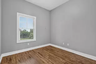 2039 Celadon Dr NE, Grand Rapids, MI 49525 - Photo 18
