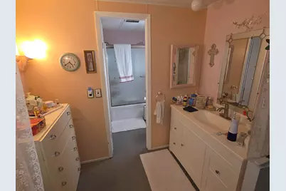 900 Mobile Boulevard #69, Niles, MI 49120 - Photo 8