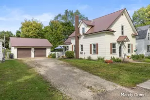 410 E Coffren St, Greenville, MI 48838 - Photo 1