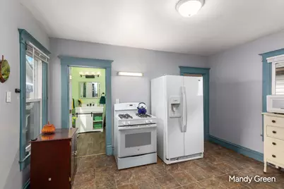 410 E Coffren Street, Greenville, MI 48838 - Photo 14