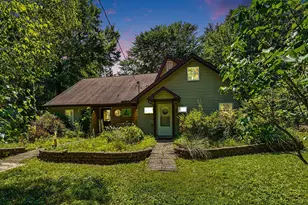 126 48th St, Grand Junction, MI 49056 - Photo 2