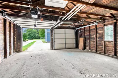 15 E 35th Street, Holland, MI 49423 - Photo 22