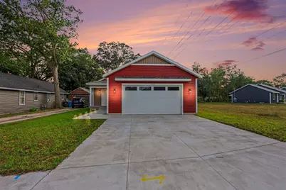1003 Ducey Avenue, Muskegon, MI 49442 - Photo 1
