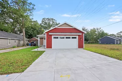 1003 Ducey Avenue, Muskegon, MI 49442 - Photo 2