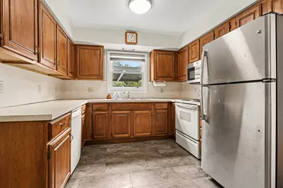 5215 Grosse Pointe Street, Portage, MI 49024 - Photo 4