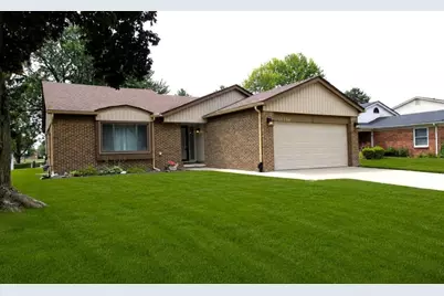 15158 Congress Drive, Sterling Heights, MI 48313 - Photo 2