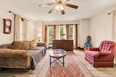 310 Fleming Street, Howell, MI 48843 - Photo 4