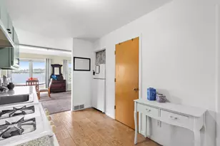 1713 Lakeview Dr, Portage, MI 49002 - Photo 16