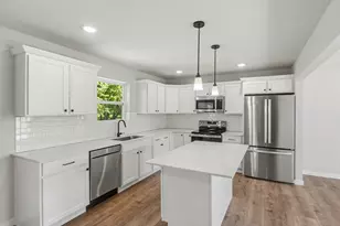 385 Pinery Ln, Fremont, MI 49412 - Photo 4