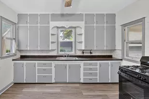 635 S St Joseph Ave, Niles, MI 49120 - Photo 12