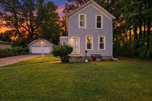 635 S St Joseph Ave, Niles, MI 49120 - Photo 1