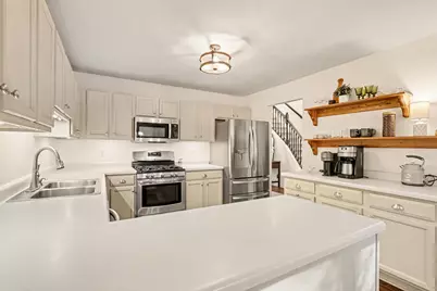 2963 Valley Glenn Circle, Kalamazoo, MI 49004 - Photo 8