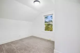 105 Clifton Pl, Battle Creek, MI 49017 - Photo 10