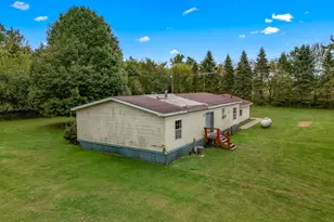 474 Clarendon Rd, Quincy, MI 49082 - Photo 34