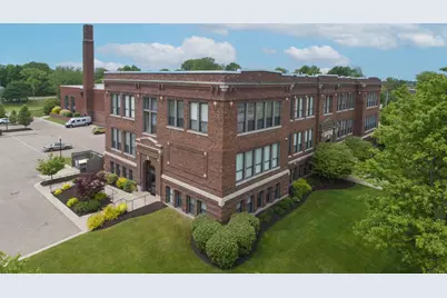 460 Broadway Street #103, South Haven, MI 49090 - Photo 2