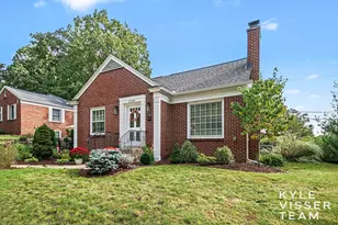 1154 Cadillac Dr SE, Grand Rapids, MI 49506 - Photo 1