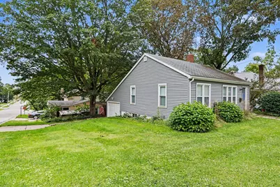 208 N Oak Street, Buchanan, MI 49107 - Photo 2