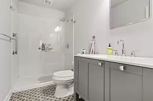 208 N Oak St, Buchanan, MI 49107 - Photo 10