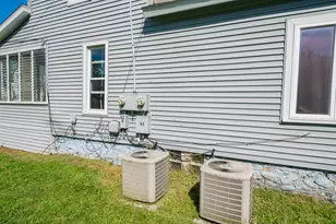 63 S Broad Street S, Battle Creek, MI 49017 - Photo 8