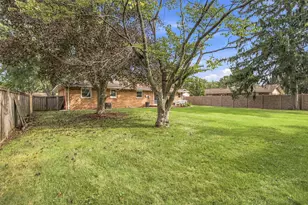 976 Jean Ann Dr, Saint Joseph, MI 49085 - Photo 54