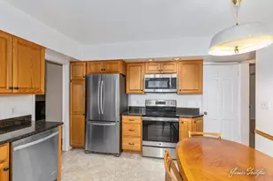 2352 Jefferson Dr SE, Grand Rapids, MI 49507 - Photo 8