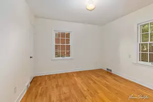 2352 Jefferson Dr SE, Grand Rapids, MI 49507 - Photo 10