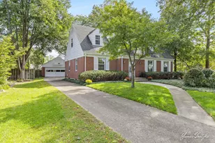 2352 Jefferson Dr SE, Grand Rapids, MI 49507 - Photo 1