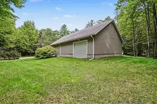 2033 W Meinert Rd, Montague, MI 49437 - Photo 4