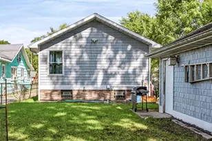 680 E Empire Ave, Benton Harbor, MI 49022 - Photo 12