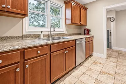 680 E Empire Avenue, Benton Harbor, MI 49022 - Photo 20