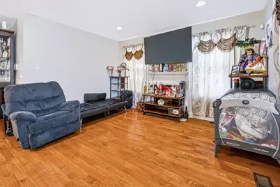 680 E Empire Avenue, Benton Harbor, MI 49022 - Photo 14