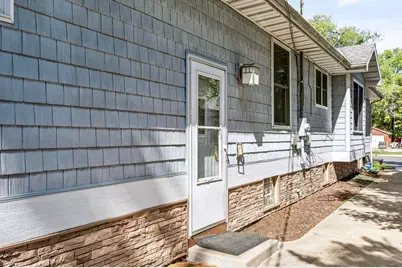 680 E Empire Avenue, Benton Harbor, MI 49022 - Photo 6