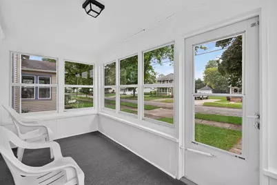 555 N Pleasant Street, Jackson, MI 49202 - Photo 8