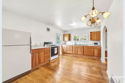 1897 Manning Avenue NW, Grand Rapids, MI 49534 - Photo 10