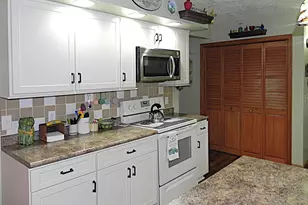 65026 Rocky Ln, Sturgis, MI 49091 - Photo 8