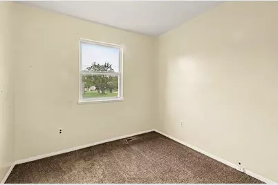 6701 Dana Lane, Flint, MI 48504 - Photo 4