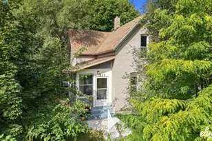 721 Lafayette Ave NE, Grand Rapids, MI 49503 - Photo 1