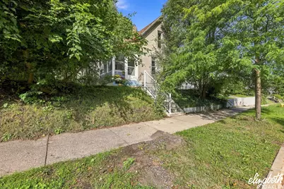 721 Lafayette Avenue NE, Grand Rapids, MI 49503 - Photo 2