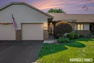 1731 Lakeview Dr, Zeeland, MI 49464 - Photo 28