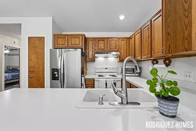 1731 Lakeview Drive #6, Zeeland, MI 49464 - Photo 4