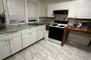 8671 Smart St, Detroit, MI 48210 - Photo 10