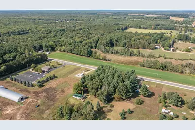 9437 N Bailey Road, Howard City, MI 49329 - Photo 32
