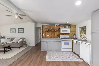 9437 N Bailey Road, Howard City, MI 49329 - Photo 12