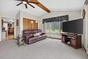 22175 Pratt Rd, Armada, MI 48005 - Photo 12