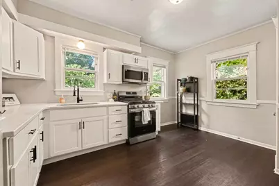 907 Kalamazoo Avenue SE, Grand Rapids, MI 49507 - Photo 8